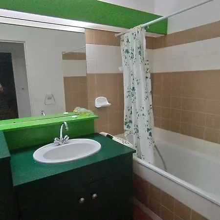 5 Personnes Avec Terrasse, Parking, Wifi Et Acces Direct A La - Fr-1-776-86 Apartment Canet-en-Roussillon