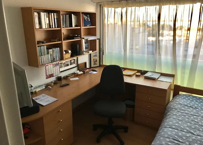 5 Personnes Avec Terrasse, Parking, Wifi Et Acces Direct A La - Fr-1-776-86