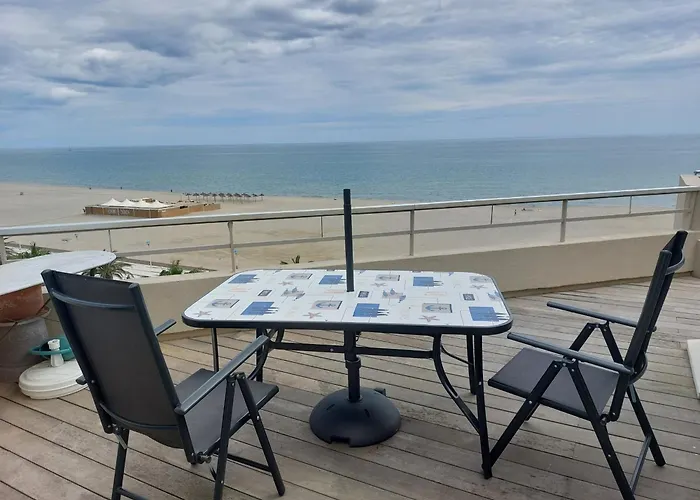 5 Personnes Avec Terrasse, Parking, Wifi Et Acces Direct A La - Fr-1-776-86 * Canet-en-Roussillon